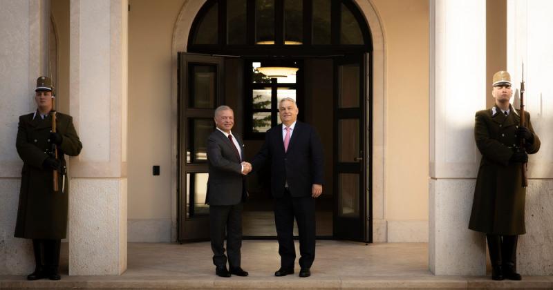 Orbán Viktor és II. Abdullah jordán király találkozóra ült össze, ahol fontos politikai és gazdasági kérdésekről egyeztettek.