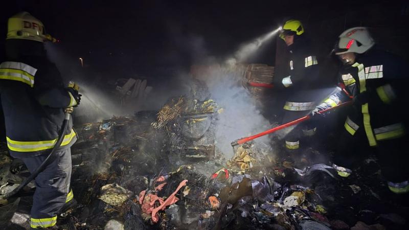 A tűzoltók riasztása illegális szemétégetés miatt történt.