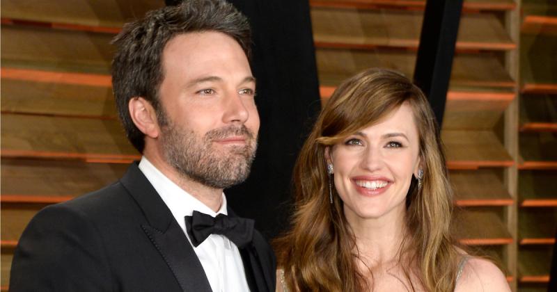 Jennifer Garner párját az irritálja, hogy Ben Affleck és az exei között kialakult baráti viszony nem nyeri el a tetszését. Az ismert színésznő korábbi kapcsolatai, különösen a közeli barátságok, aggasztják őt, és úgy érzi, hogy ez a helyzet feszültséget o