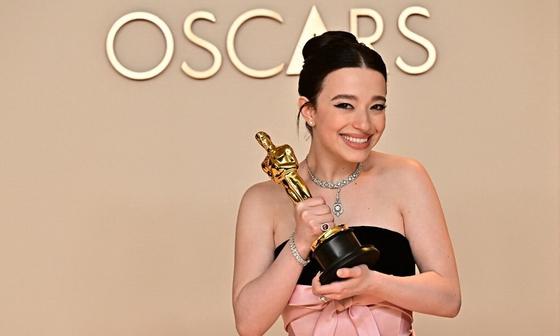 Hogyan vált az Anora az idei Oscar-díjátadó váratlan csillagává?