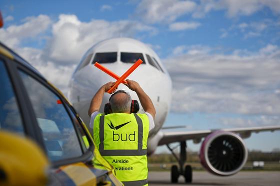 Legyen óvatos, ne hagyja magát megtéveszteni a születésnapi promóciókkal! Csalók élnek vissza a Wizz Air nevével, és érdemes körültekintően eljárni.