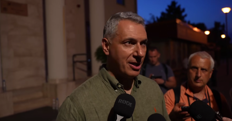 Lázár határozottan reagált Navracsics megjegyzésére, amely a luxuséletmódjára utalt: „A Fidesz egysége a leglényegesebb számára.”