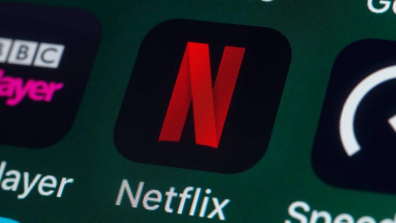 A Netflix rajongói gyakran hajnal 4-ig ébren maradnak, hogy egy ültő helyükben nézhessék végig az új, felkapott sorozatot.