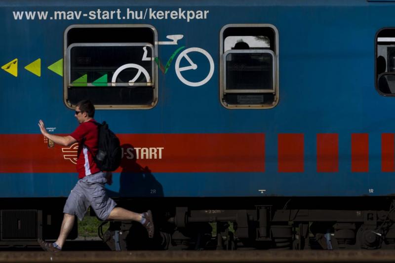 Vonatinformáció helyett: most is elérhető egy térkép, amely megmutatja, hol tart a vonat, de már nem annyira egyszerű a dolog.