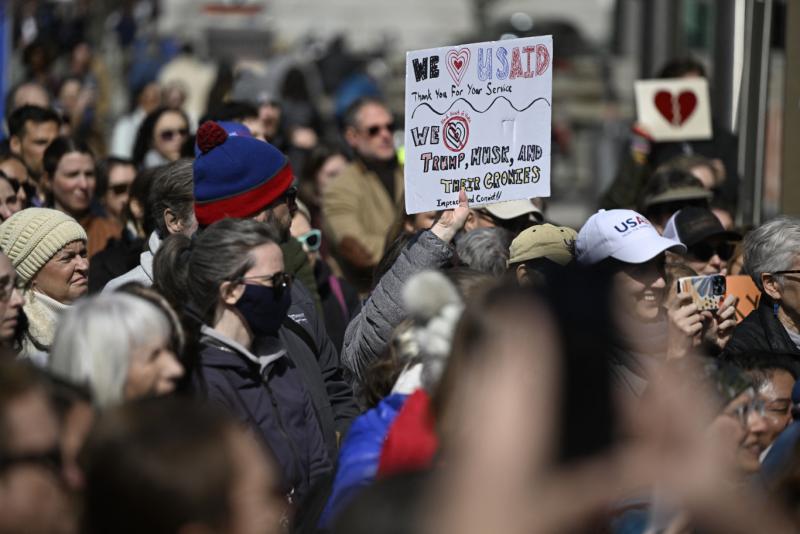 Az amerikai humanitárius segélyek csökkentésének következményeként akár 14 millió ember is szenvedhet az elkövetkező 5 év során.