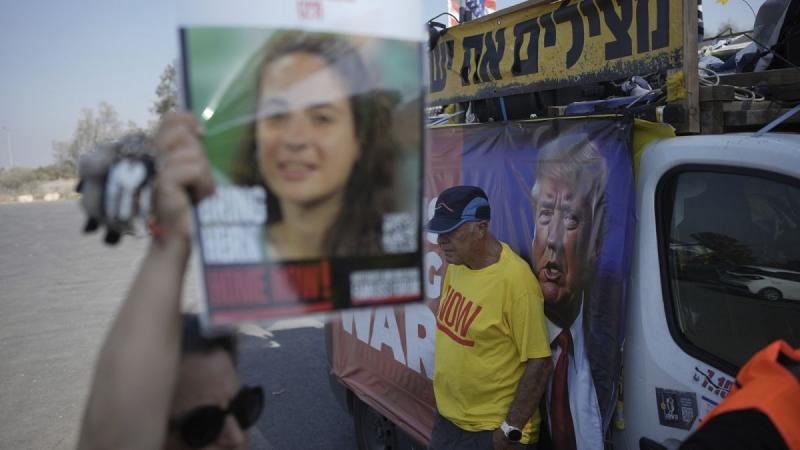 Trump kezdeményezné a gázai konfliktus befejezését, miközben a Hamász a többi terrorszervezettel egyeztet a tűzszünet feltételeiről.