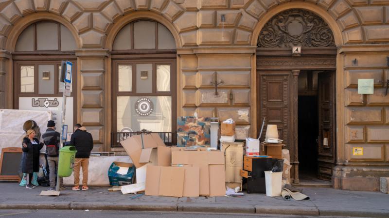 Friss információ érkezett a lomtalanítás időpontjáról: a budapesti kerület esetében a következő alkalomra már csak novemberben kerül sor - tájékoztat a Pénzcentrum.