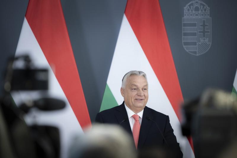 Orbán Viktor: A magyar intelligencia érték, de amikor adóelkerülésre adja a fejét, az már nem annyira dicséretes.
