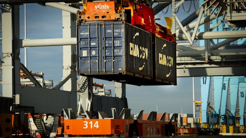 A földön szenved egy egész iparág, mindössze fél év elegendő volt a rombolásra.