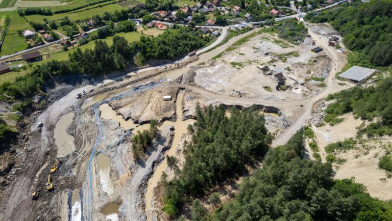 Pokoli vészhelyzet Parajdon: A sószoros továbbra is elzárt terület - itt van a legújabb helyzetjelentés a katasztrófa következményeiről - Pénzcentrum