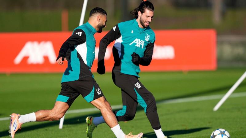 Videón látható Szoboszlai és Szalah izgalmas különversenye – a végkifejlet majdnem egy pofára eséssel zárult!